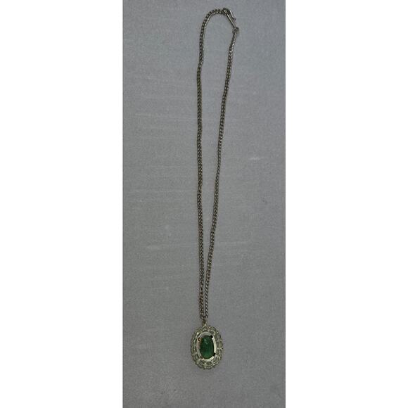 Vintage Emerald Green Silver Tone Oval Pendant with Silver Tone Dainty Chain - Picture 14 of 14
